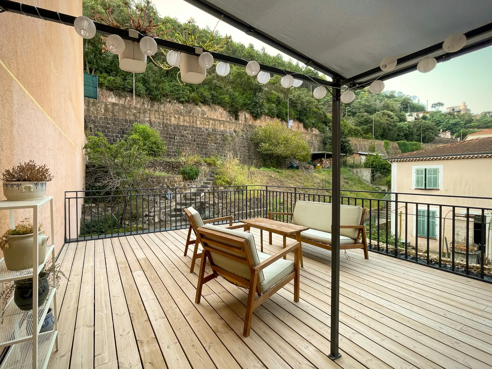 Vue de l'extension ossature bois depuis le jardin