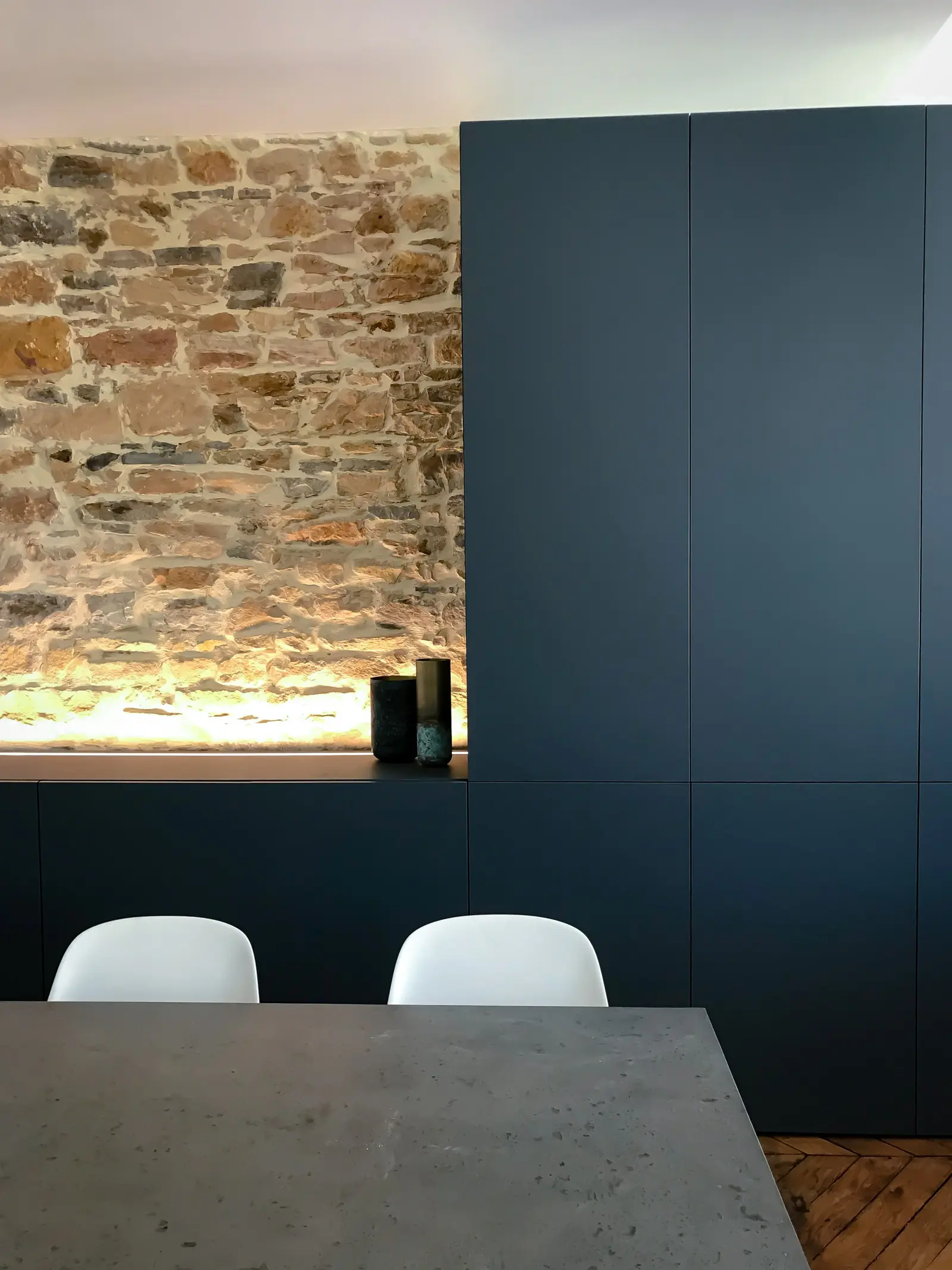 Rangements de l'entrée dessinés sur-mesure, appartement de la presqu'île